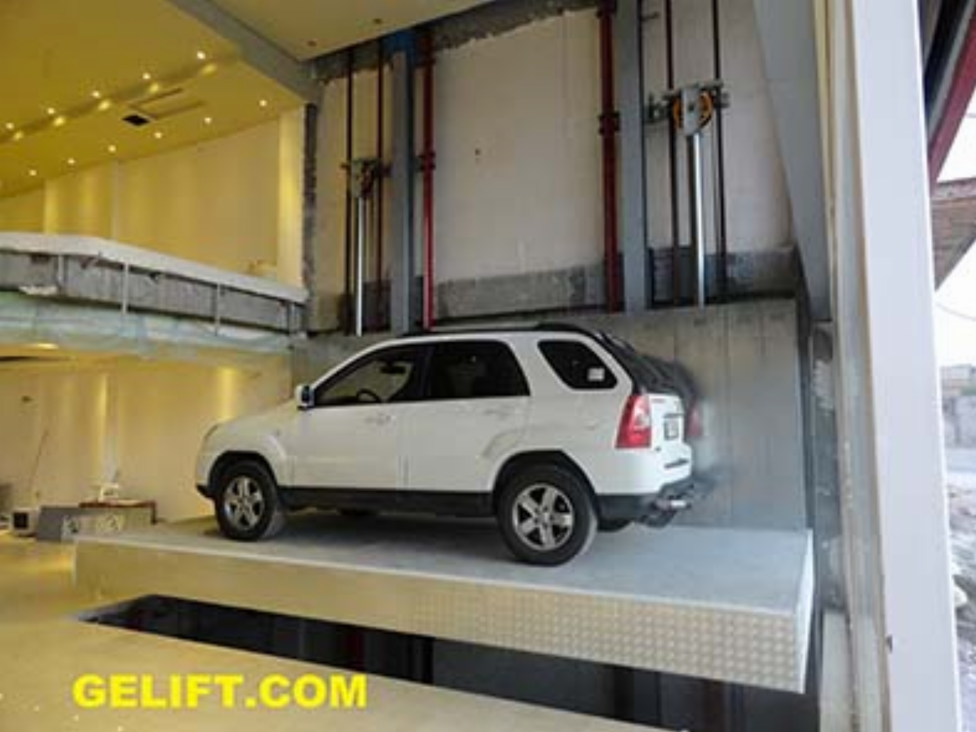 بالابر لیفتراکی مزایا و مقایسه با روشهای سنتی